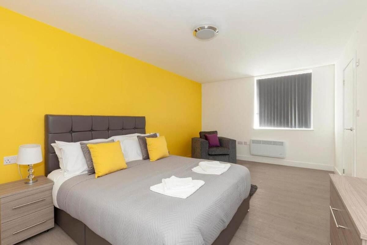 Sav Apartments Clarence Street-Loughborough Room photo